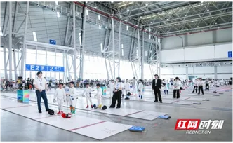 2025年长株潭“建宁杯”青少年击剑公开赛火热开赛